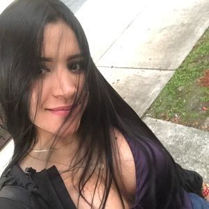 Meet your Posher, Daniela